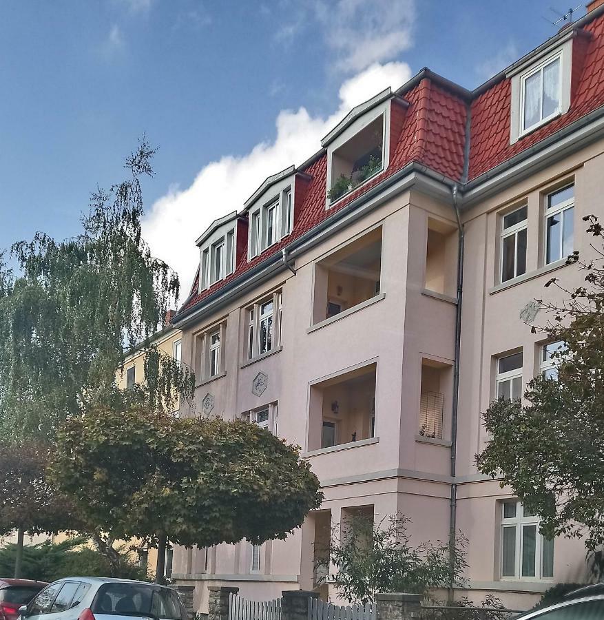 Ferienwohnung mit Parkplatz Erfurt Exterior foto