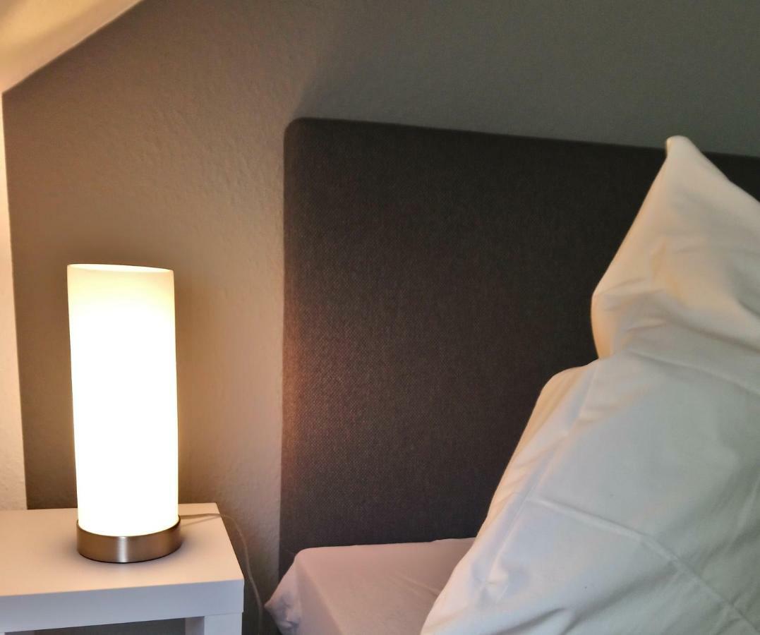 Ferienwohnung mit Parkplatz Erfurt Exterior foto